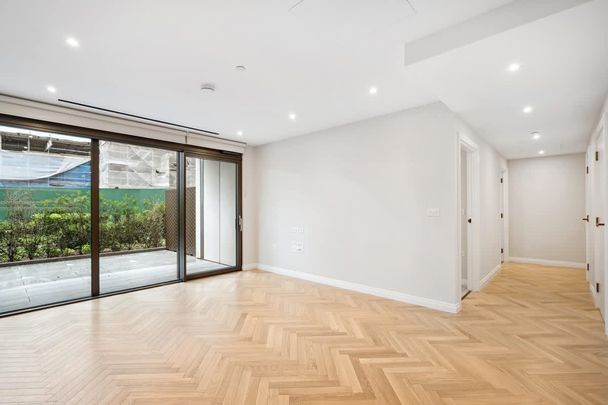 Sands End Lane, Fulham, SW6 - Photo 1