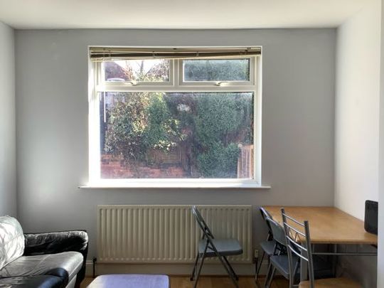 4 Bedroom Semi Detached To Rent in Lenton - Photo 1