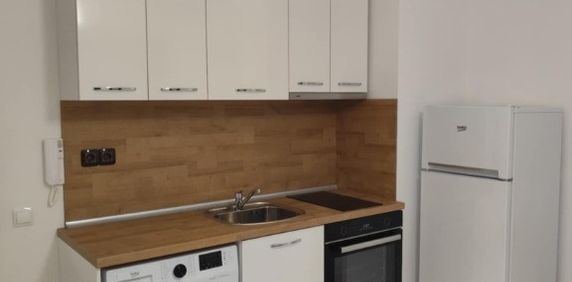 Apartament de inchiriat - Fotografie 2