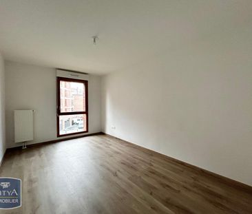 Location Appartement 4 pièces 85m² LILLE 59000 - Photo 5