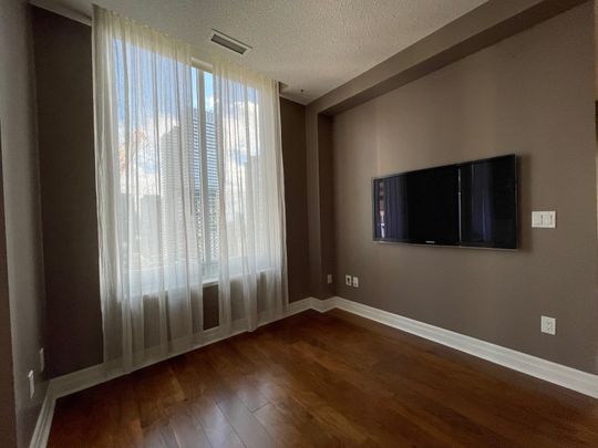 UPTOWN RESIDENCES: Yonge St & Bloor St (35 Balmuto St) AD#02706 - Photo 1