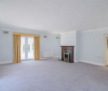 3 bedroom detached bungalow to rent - Photo 3