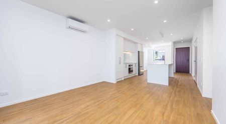 4/24 Peihana Road Hobsonville - Photo 3