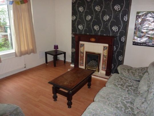 4 Bed - Langdale Avenue, Headingley, Ls6 - Photo 1