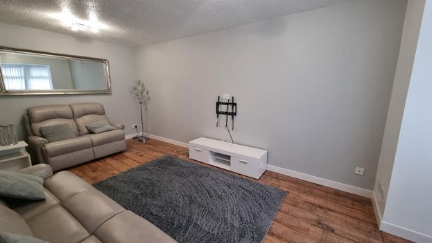 2 bedroom semi-detached house to rent - Photo 1