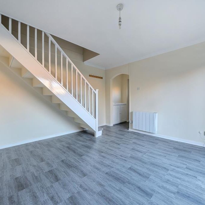 1 bedroom end of terrace house to rent - Photo 1