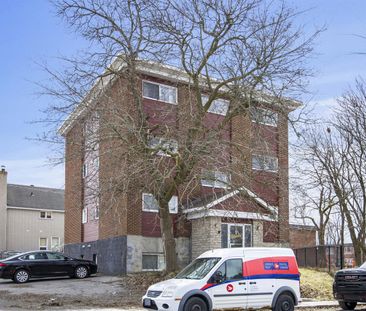 3-15 - 3 Rue Pharand, Hull - Photo 1