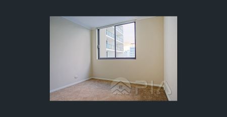 One bedroom apartment. Available 25/10/17 Include Gas,Electricity & Water Bills. - Photo 3