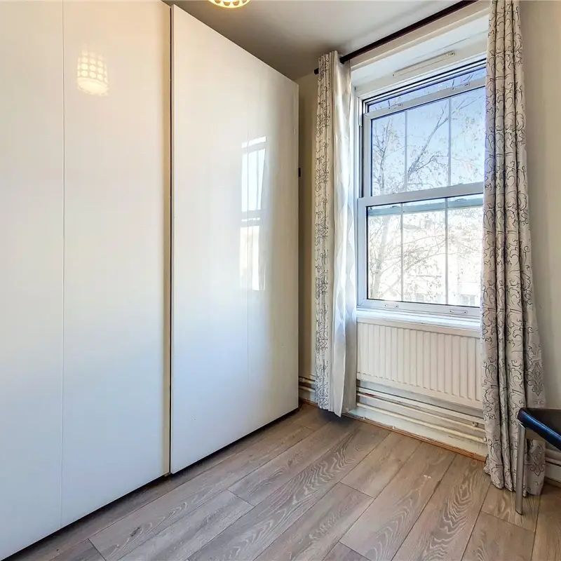 3 bedroom maisonette in Camden - Photo 1