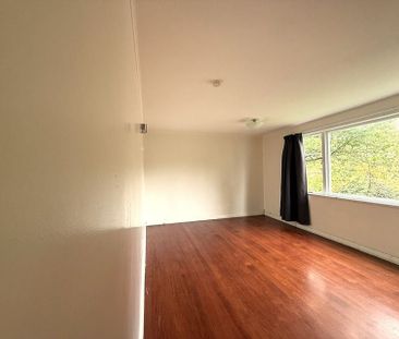 4 bedroom available now to rent - Photo 6