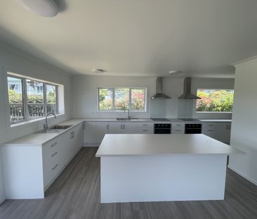 Female Boarding House - Room & Shared Spaces - Springfield - Photo 1