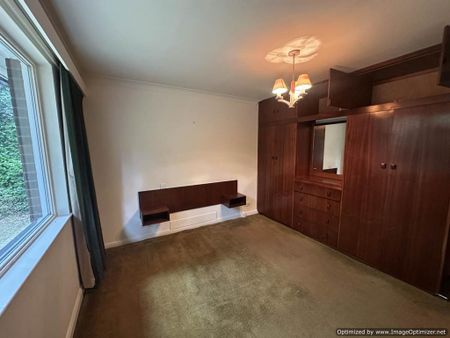 4 bedroom bungalow to rent - Photo 2