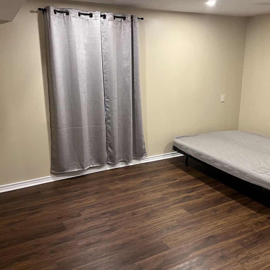 For Lease - 814 Wingarden Crescent Unit# Bsmt, Pickering, Ontario - Photo 1