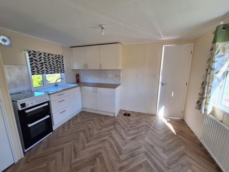 1 bedroom detached house to rent - Photo 2