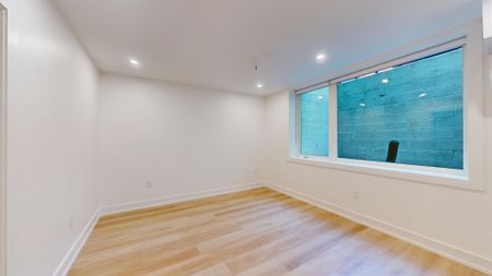 For Lease - 656 Annette Street Unit# B1, Toronto, Ontario - Photo 4