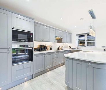 Beech Hill Road, Spencers Wood, Reading, Berkshire, RG7 - Photo 1