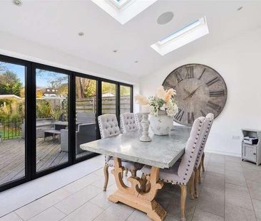 Partridge Mead, Banstead, SM7 - Photo 3