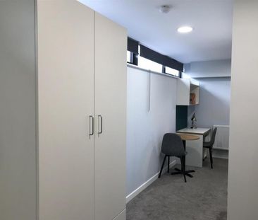 Studio to rent - Photo 3