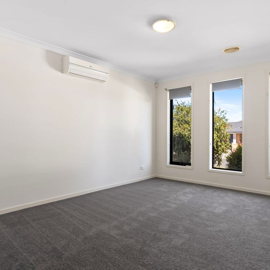 Spacious Modern Home with Alfresco Living in Prime Kilmore Location - Photo 1