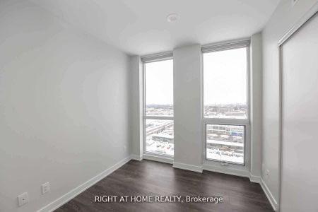 For Lease - 6 Sonic Way Unit# 2702N, Toronto, Ontario - Photo 2