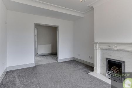 2 bedroom semi-detached house to rent - Photo 2