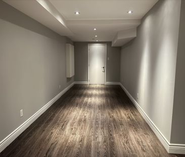 For Lease - 325 Bathurst Glen Drive Unit# Lower, Vaughan, Ontario - Photo 6