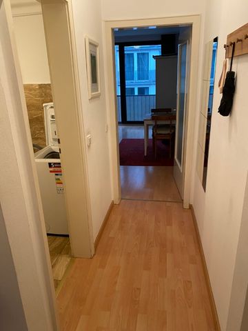 1- Z.-Appartement im Kölner Stadtzentrum (2.OG) - Photo 2