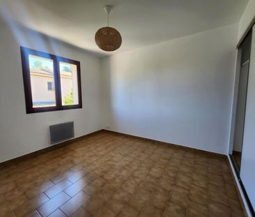 Maison Boulouris 4 pièces 82 m2- VERANDA- SOUS-SOL- JARDIN - Photo 2