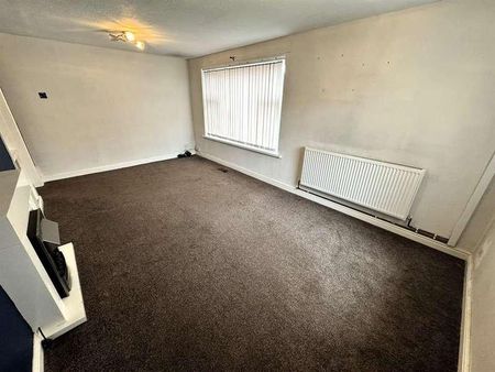 Furzebank Way, Willenhall, WV12 - Photo 2