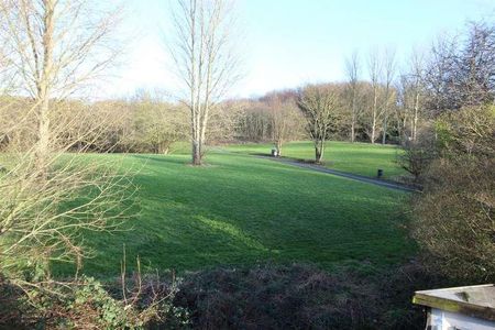 Halton, LS15 - Photo 2