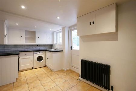 2 bedroom terraced house to rent - Photo 5