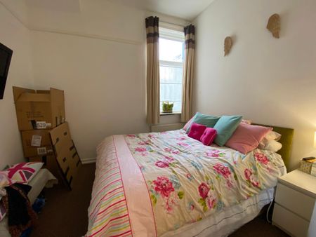 Flat 1 37 Neville Street, Cardiff CF11 6LQ - Photo 4