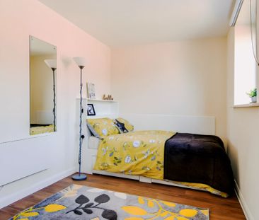 Gold En-Suite - Photo 5