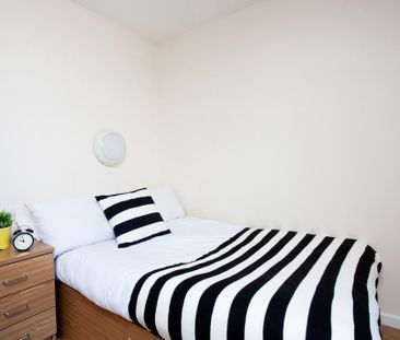 1 bedroom private hall to rent - Photo 6