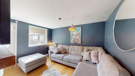 2 bedroom cottage to rent - Photo 2