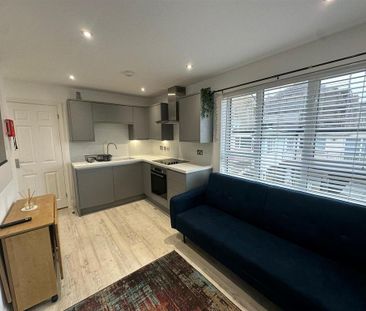 1 bedroom house to rent - Photo 2