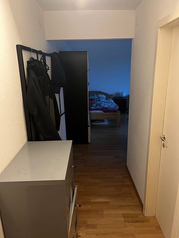 Locataires subséquents pour de beaux volumes 1.5 À la recherche d'une chambre à Höngg. - Foto 3