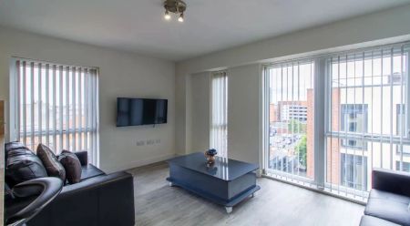 Dover Street Apartments - Classic Ensuite - Photo 2
