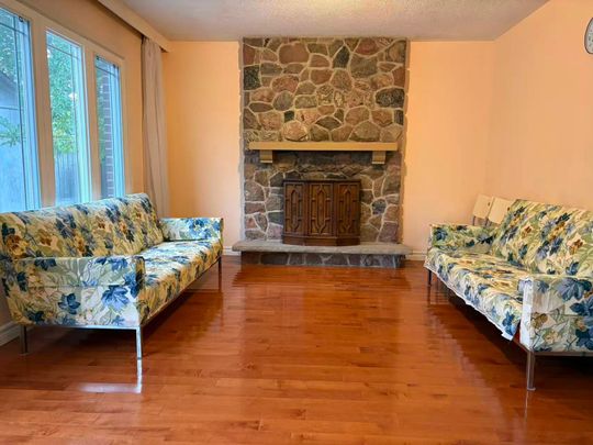 For Lease - 19 Groomsport Crescent Unit# 1st Floor, Toronto, Ontario - Photo 1