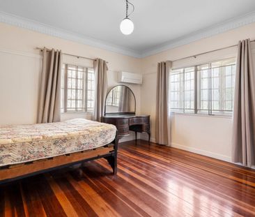 Free Electricity Water and Internet - Photo 3