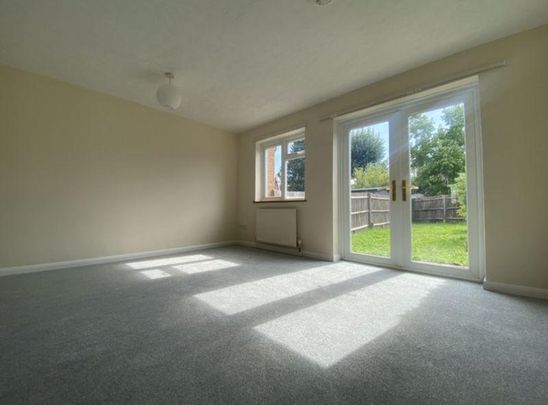 2 bedroom house to rent - Photo 1