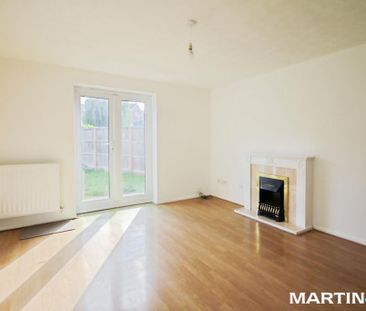 2 bedroom end of terrace house to rent - Photo 5