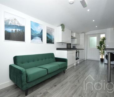 1 bedroom semi-detached house to rent - Photo 3