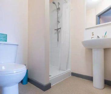 Classic Ensuite | London House - Photo 5