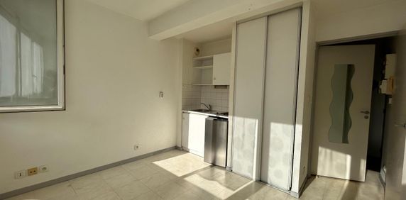 Location Appartement 1 pièce 16m² POITIERS 86000 - Photo 2