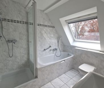 Individueller Schnitt – frisch renoviert – Wohnen in einer schönen ... - Photo 4