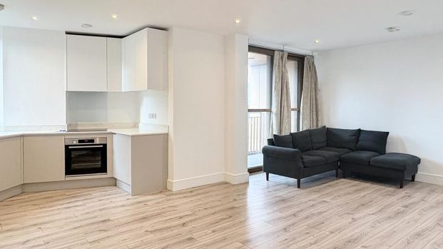 2 bedroom flat to rent - Photo 1