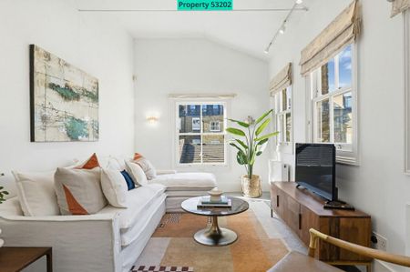 4 bedroom terraced house to rent - Photo 3