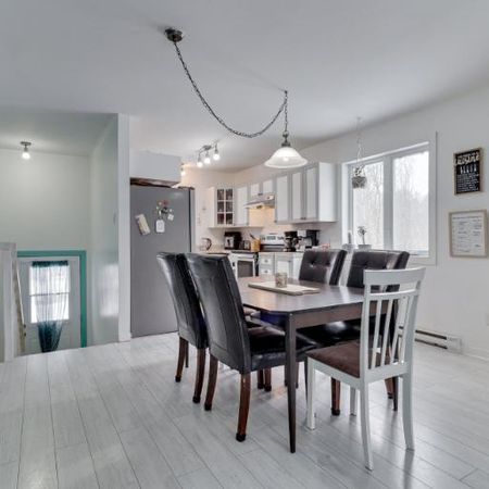 9 1/2 - Sainte-Julienne - 2 350 $/mois - Photo 3