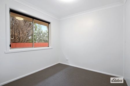 Convenient & Comfortable 2-Bedroom Home in Prime Location - Photo 2